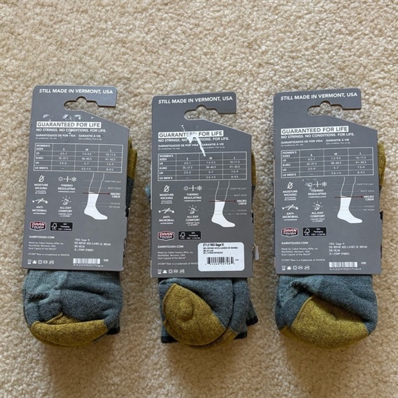 NWT 3 Pairs of Darn Tough Women's Cushioned Micro Crew Midweight Hiking Socks. - Picture 4 of 7